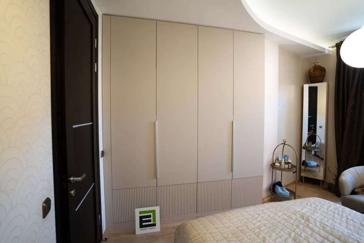 Шкаф распашной 50